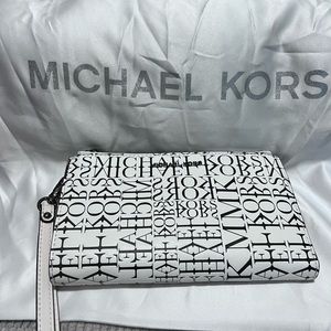 Michael Kors Adele Logo Leather Smartphone Wristlet